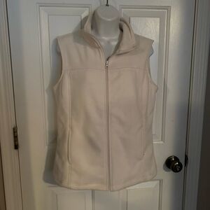 White Vest Fleece Style